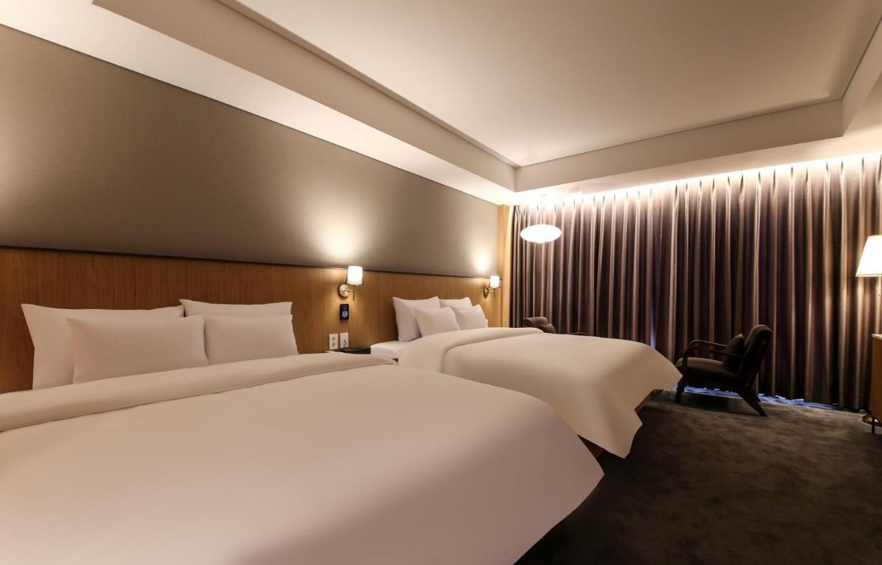 Gwangju Hound Hotel Gwangju Metropolitan City ภายนอก รูปภาพ